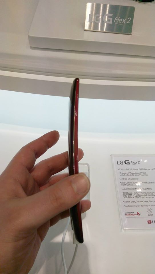 Το LG G Flex 2 προφίλ