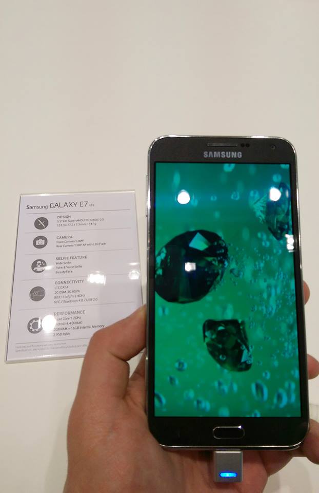 Μπορεί τα Galaxy S6 και S6 Edge να έκλεψαν την παράσταση, αλλά η Samsung δεν σταμάτησε εκεί: Samsung E7