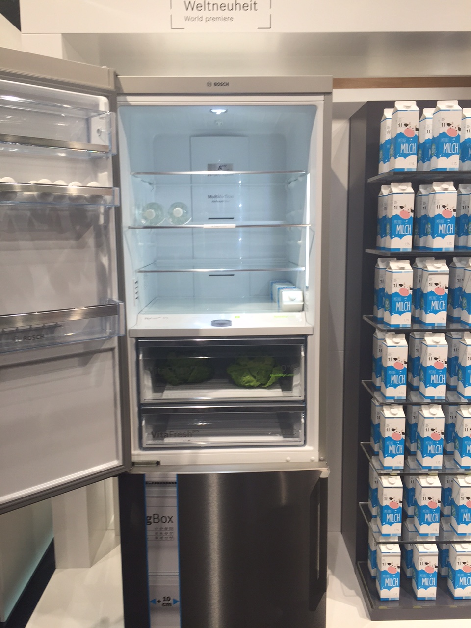Το μοναδικό ψυγείο Bosch με βάθος 80cm που έχει μεγαλύτερη χωρητικότητα, κατά 171 λίτρα!