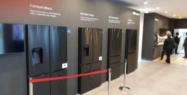 IFA 2019: Ψυγείο ντουλάπα Hisense με αυτόματο άνοιγμα πορτών και συνδεσιμότητα
