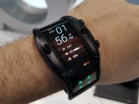 MWC 2019: To nubia Alpha είναι ένα… wearable smartphone!