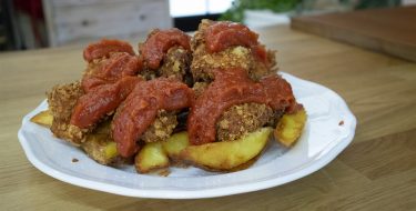 Κοτομπουκιές με καπνιστή barbecue sauce – Γιώργος Τσούλης – Chef στην Πρίζα