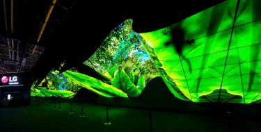 CES 2020: Η LG μαγεύει με τα εντυπωσιακά εκθέματα OLED ‘Wave’ και ‘Fountain’