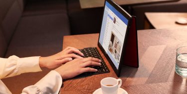 Lenovo ThinkPad X1 Fold: Έρχεται για να αλλάξει τον τρόπο που βλέπεις τους υπολογιστές!