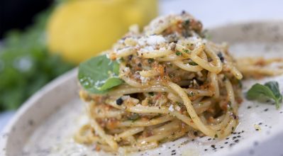 Spaghetti με pesto ψητής πιπεριάς – Κουζίνα: Μαζί με τον Ανδρέα και την Ελένη